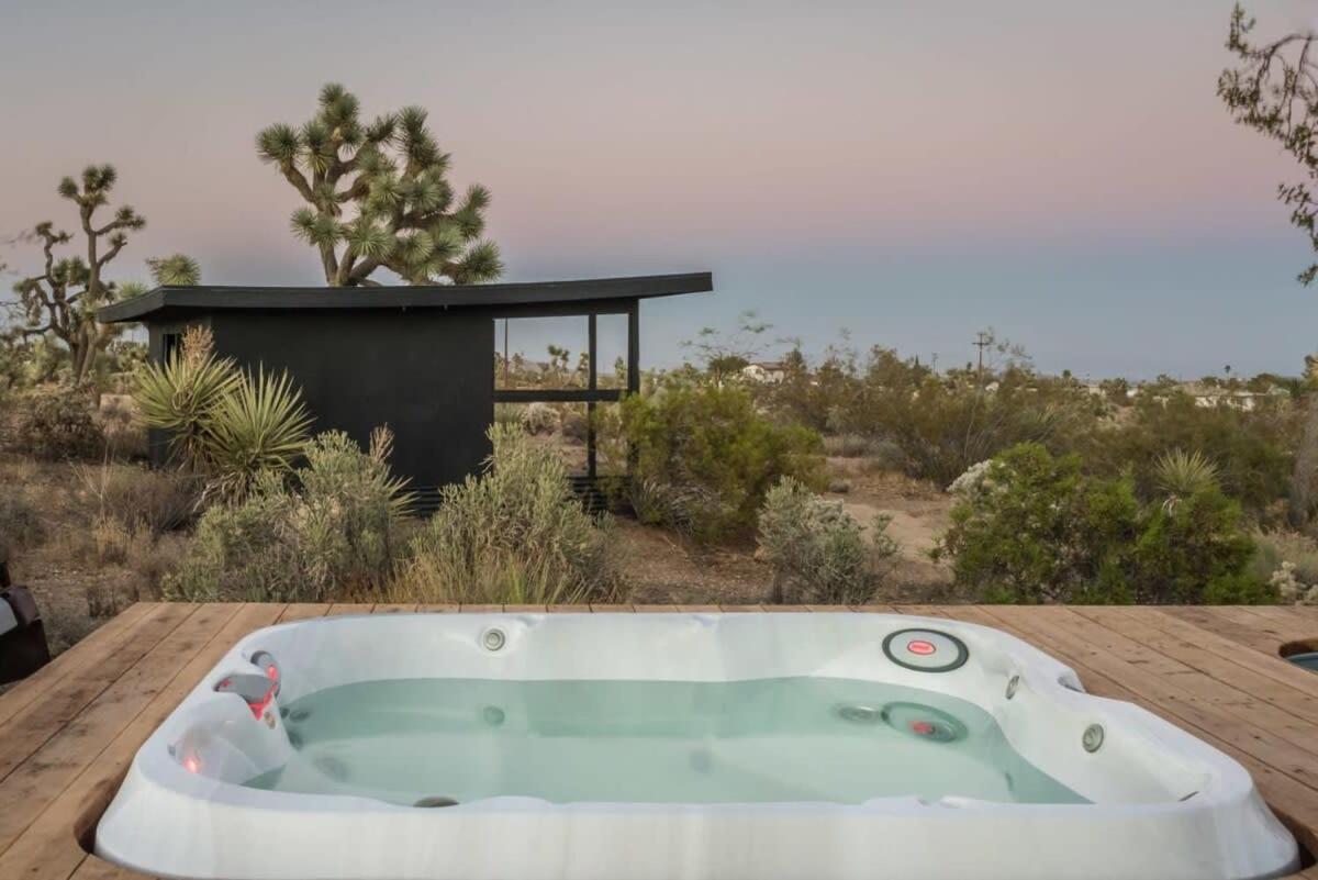 Villa Yucca Hut - Design Forward Oasis Near Joshua Tree Exterior foto