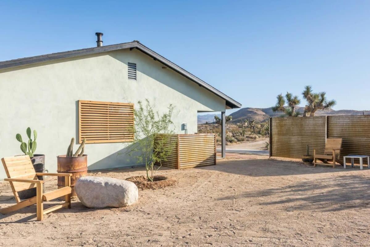 Villa Yucca Hut - Design Forward Oasis Near Joshua Tree Exterior foto